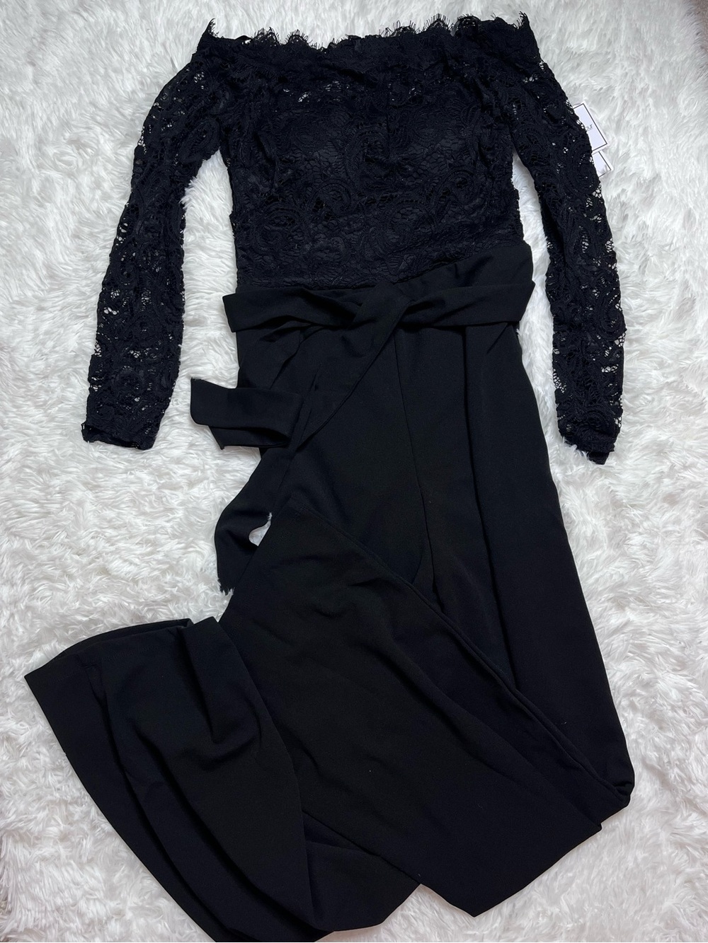 Premier Amour Off-Shoulder Lace Wide-Leg Jumpsuit - Picture 7 of 11